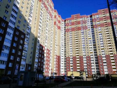 квартира за адресою Академіка Глушкова просп., 9-Є