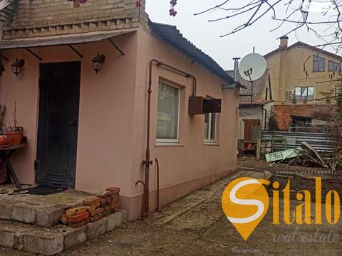 будинок за адресою Груднева вул.