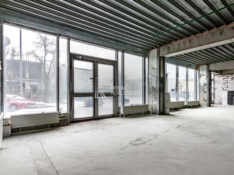 комерційна за адресою Машиностроительная, 1