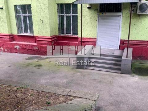 комерційна за адресою Кловський узвіз (Кловський), 4