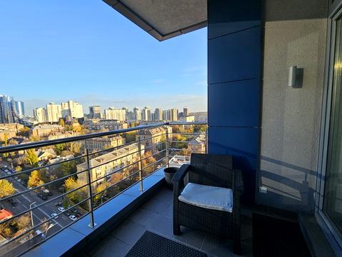 квартира за адресою Джона Маккейна вул. (Івана Кудрі), 7