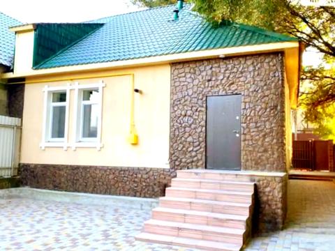 будинок за адресою Полковника Горленка вул. (Революційна), 29