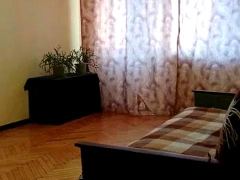 квартира по адресу Харьковских Дивизий ул., 12/21