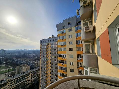 квартира за адресою Юрія Кондратюка вул., 3