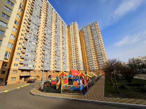 квартира за адресою Юрія Кондратюка вул., 3