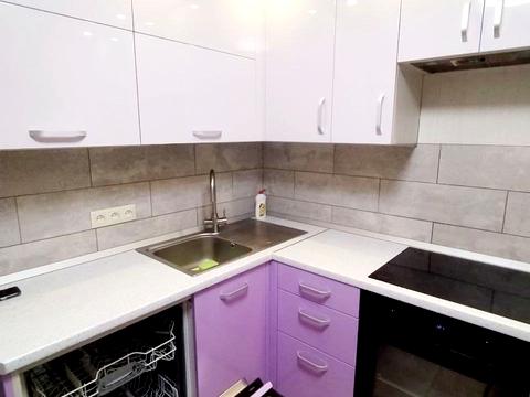 квартира по адресу Менахем-Мендл Шнеерсона ул. (Мініна), 1