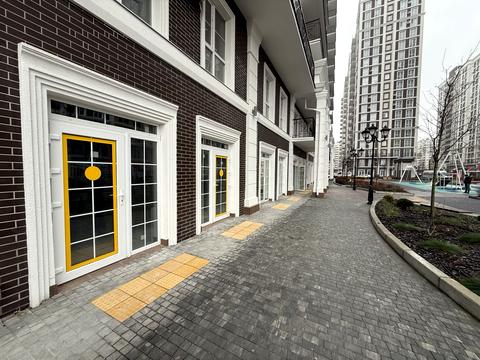 комерційна за адресою Михайла Максимовича вул. (Онуфрія Трутенка), 24-Г