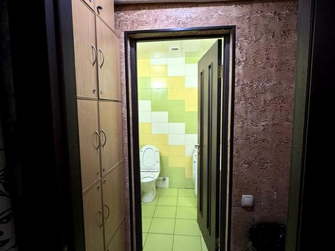 комерційна за адресою Академіка Корольова вул., 28