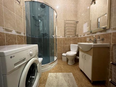 квартира за адресою Андрія Верхогляда вул. (Михайла Драгомирова), 5