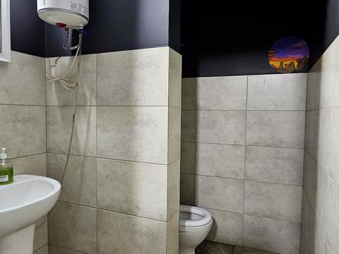 коммерческая по адресу Полтавская ул., 10