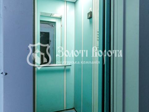 квартира за адресою Ореста Левицького вул. (Академіка Курчатова), 3-А