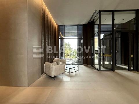 квартира за адресою Київ, Річкова вул., 4