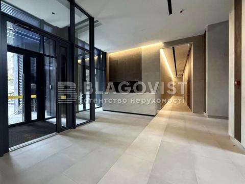 квартира за адресою Київ, Річкова вул., 4