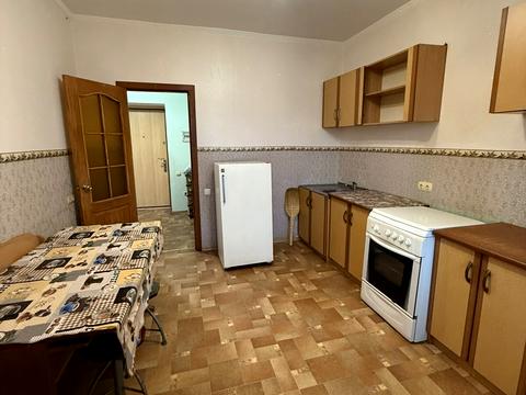 квартира за адресою Академіка Заболотного вул., 71 к1