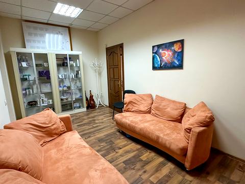 комерційна за адресою Херсонська вул., 9-А