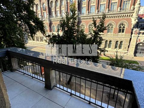 комерційна за адресою Інститутська вул., 16