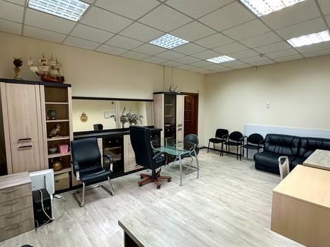 комерційна за адресою Херсонська вул., 9-А