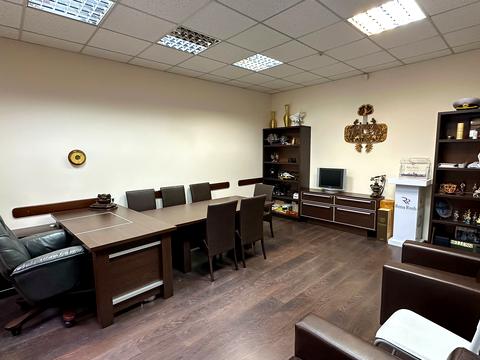 комерційна за адресою Херсонська вул., 9-А