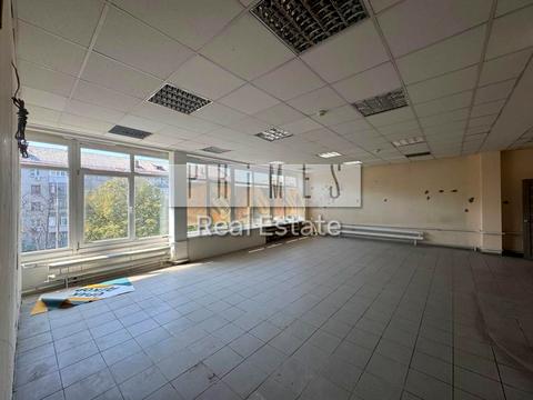 коммерческая по адресу Ялтинская ул., 7