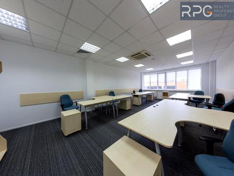 комерційна за адресою Польова вул., 24д