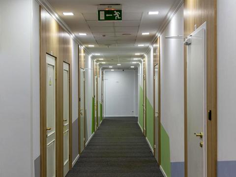 комерційна за адресою Польова вул., 24д