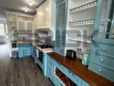 будинок за адресою лугова