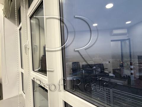 комерційна за адресою Кловський узвіз, 7