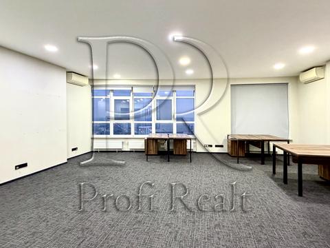 комерційна за адресою Кловський узвіз, 7