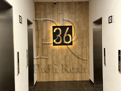 комерційна за адресою Кловський узвіз, 7