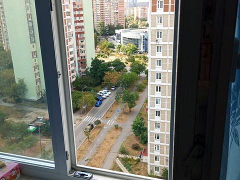 квартира за адресою Леоніда Бикова бульв., 10