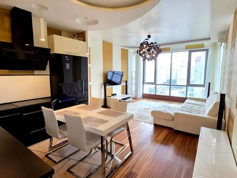 квартира за адресою Дніпровська набережна вул., 14-А