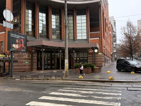 коммерческая по адресу Полтавская ул., 10