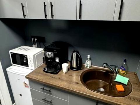 комерційна за адресою Жилянська вул., 68