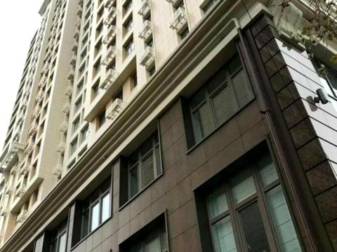 комерційна за адресою Жилянська вул., 68