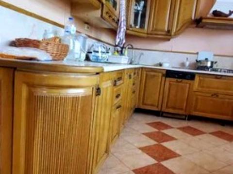 будинок за адресою Каштанова вул.