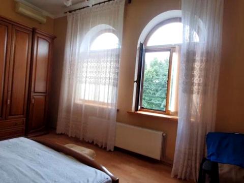 будинок за адресою Каштанова вул.