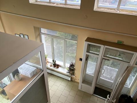 комерційна за адресою 101-й квартал вул., 7