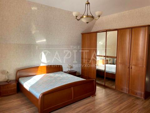 будинок за адресою смт. Козин, Київська вул.