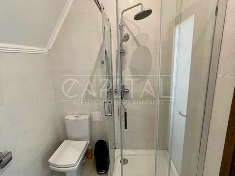 будинок за адресою смт. Козин, Київська вул.