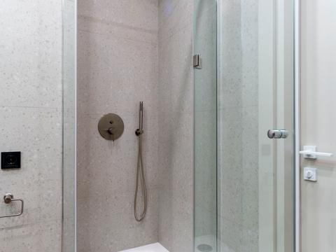 квартира за адресою Генерала Грекова вул., 4