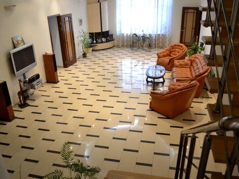 будинок за адресою Бригадна вул.