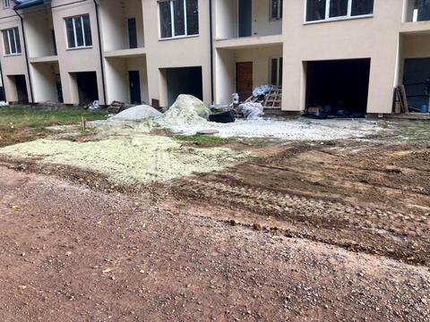 дом по адресу Героїв Небесної Сотні