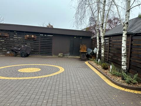 комерційна за адресою Чернишевського, 36