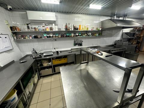 комерційна за адресою Чернишевського, 36