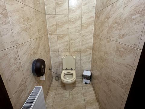 комерційна за адресою Чернишевського, 36