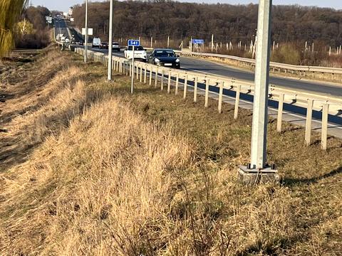 комерційна за адресою Шептицьких вул., 65