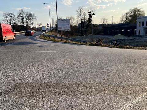 комерційна за адресою Шептицьких вул., 65