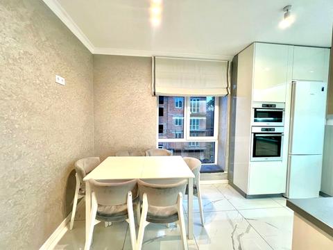 квартира за адресою Макаренка, 12