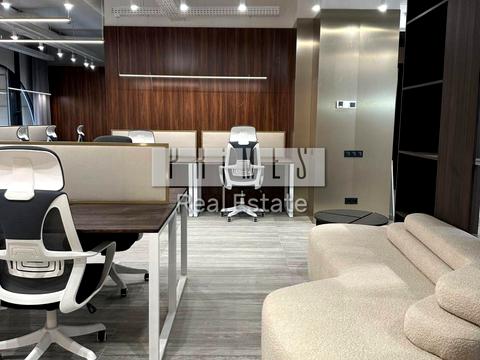 комерційна за адресою Бульварно-Кудрявська вул. (Воровського), 15