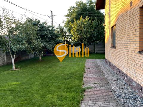 будинок за адресою Фестивальна